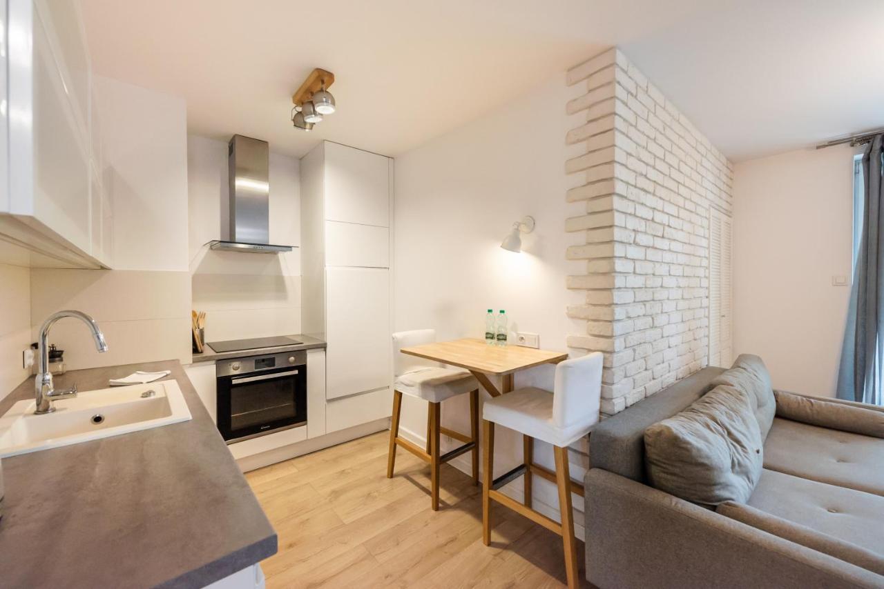 Sluzew Manhattan Place Apartment 바르샤바 외부 사진
