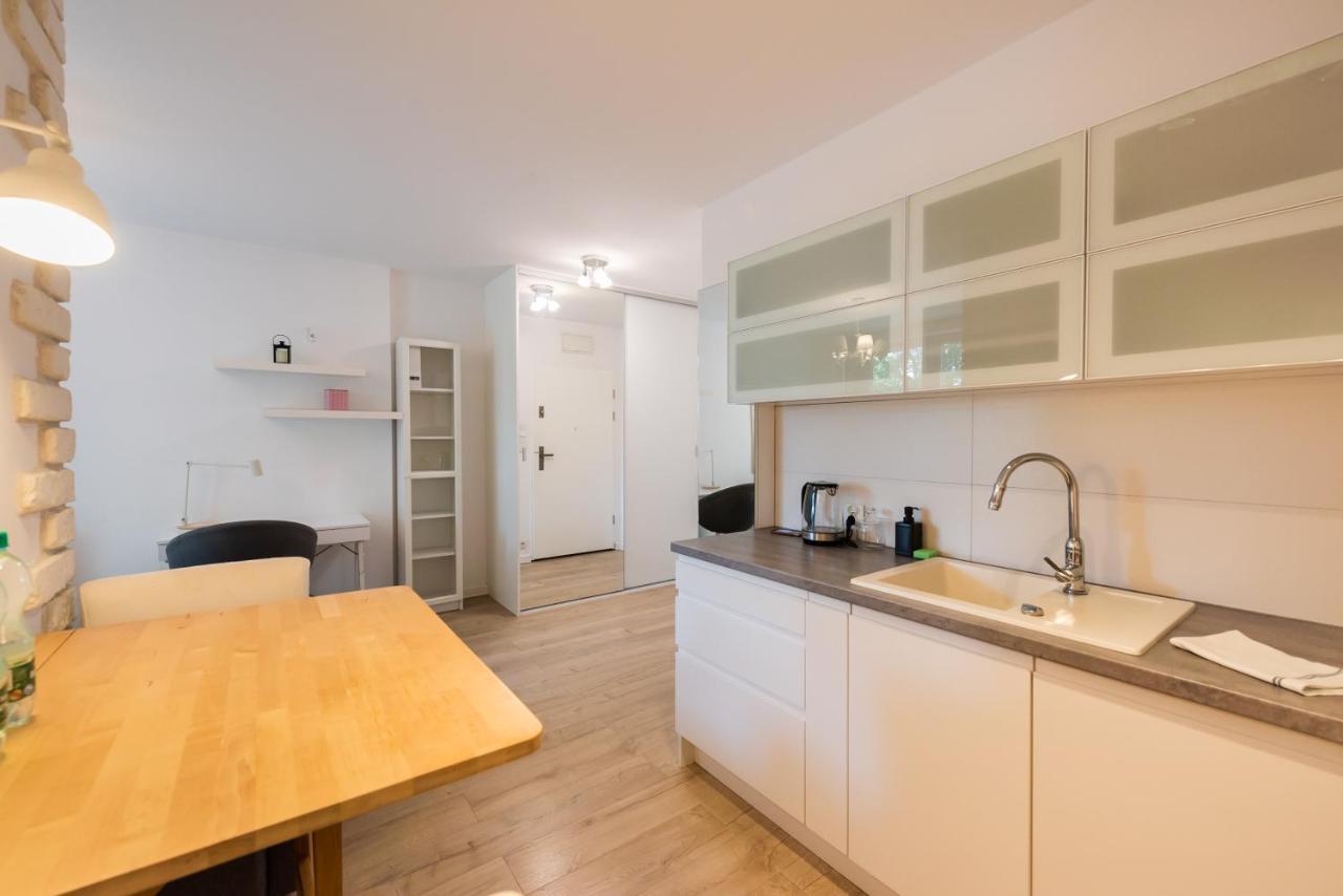 Sluzew Manhattan Place Apartment 바르샤바 외부 사진